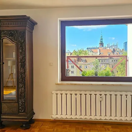 Wyjatkowy Przy Uniwersytecie *
